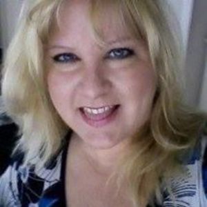 Meet your Posher, Carolyn